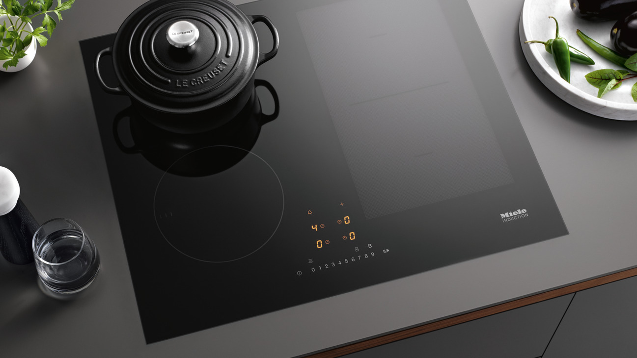 Miele KM7464FL 60 Hob Ind 4Z Black/Gls - view 3