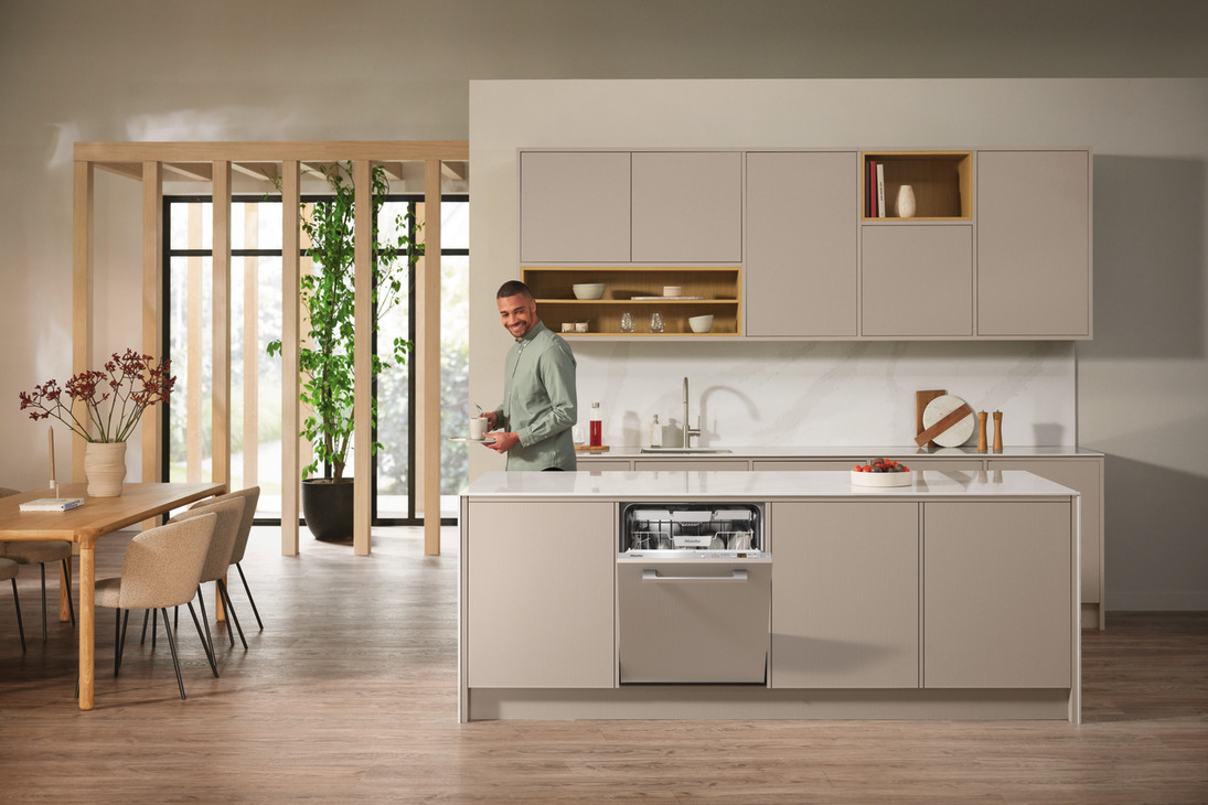 Miele G5651 SCVi 60 Int Dishwshr 14P Wht - view 4